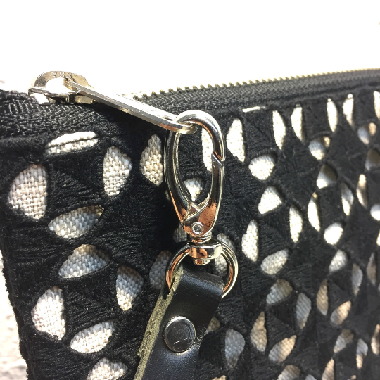 Small purse, handbag, pocketbook | Small purse, Red purses, Floral clutch  purse